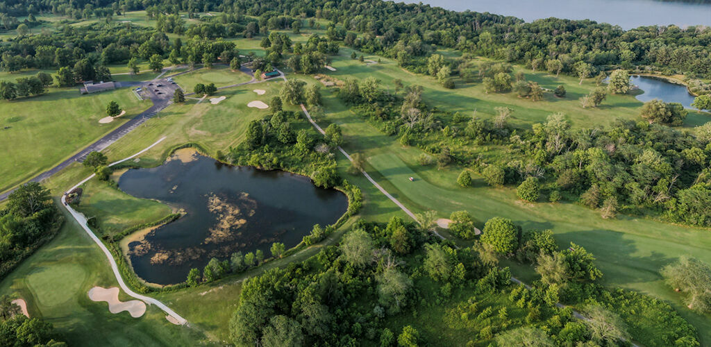 Overview of the golf course